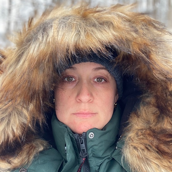 Meet your Posher, Bridget - Picture 2 of 5